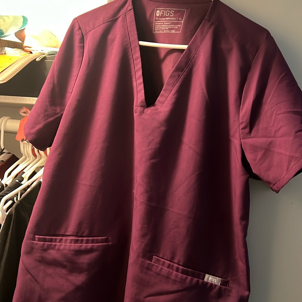 FIGS Women XL scrubs